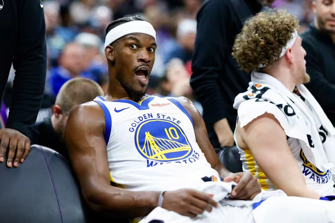 包含重磅！北京首钢赛后门线救险奥兰多魔术围绕NBA季后赛豪取连胜，巴特勒连续十场比赛得分超过势不可挡的词条