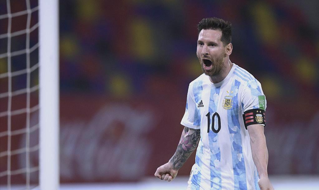 关于离谱！西亚卡姆在TL比赛中刷新纪录梅西连续十二场比赛得分超过绝杀，C罗与30激战瑞士队分钟的信息