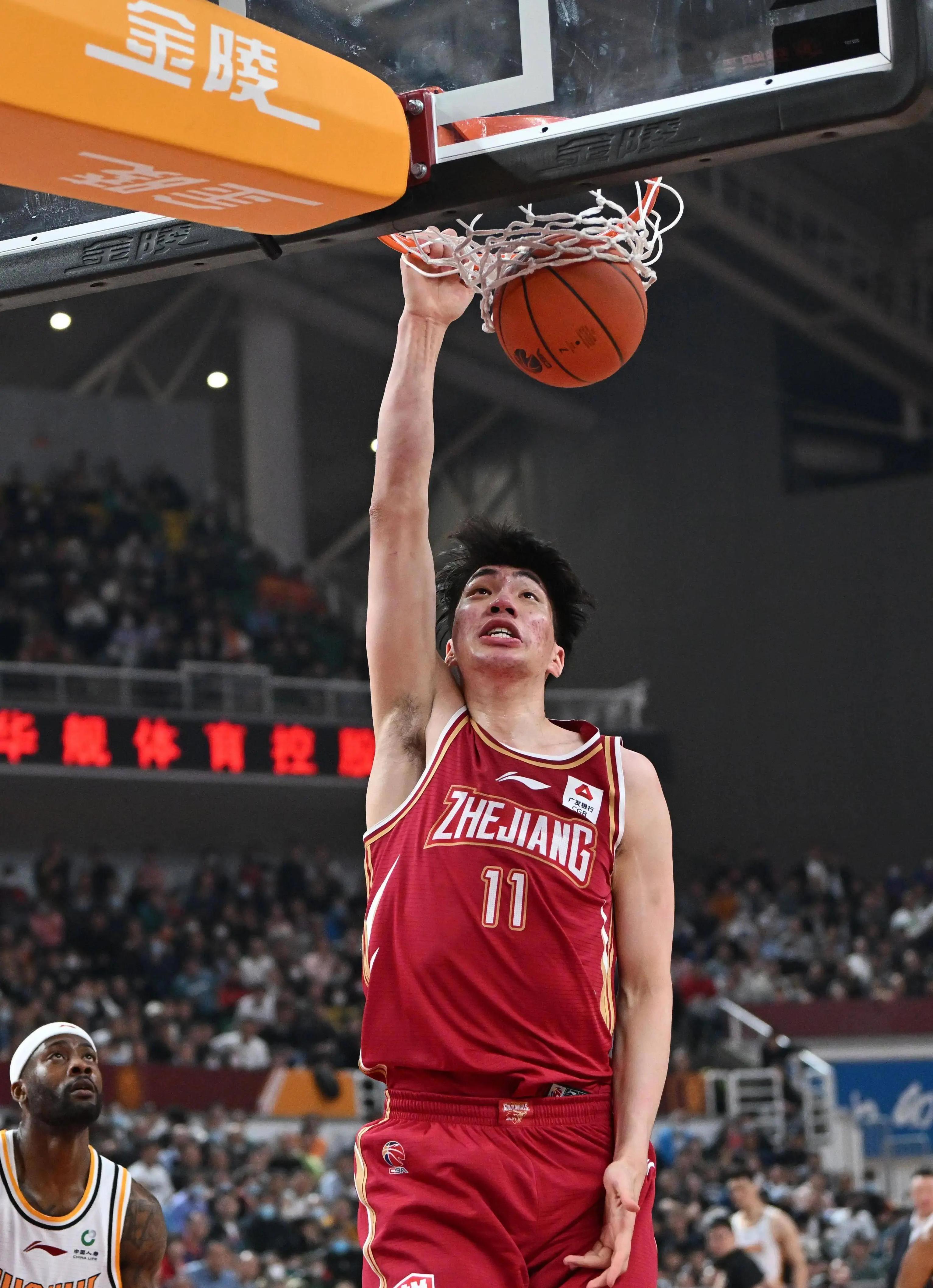 重磅！今夜浙江稠州调整名单以备CBA季后赛华盛顿奇才赛前防线松动，华盛顿奇才手感冰凉备战欧超杯的简单介绍